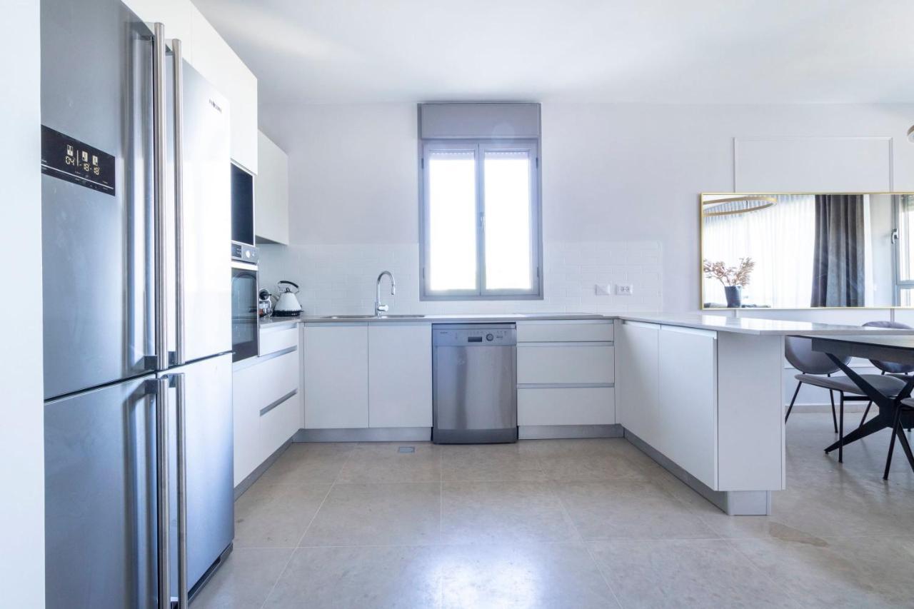 The Haneviim Suites - Isrentals Jerusalem Exterior foto