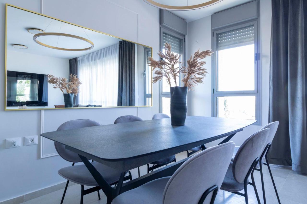 The Haneviim Suites - Isrentals Jerusalem Exterior foto